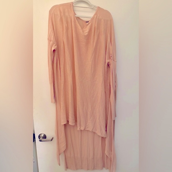 Free People Tops - Free people high low  tunic Sweater